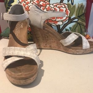 TOMS crisscross wedge sandals in natural